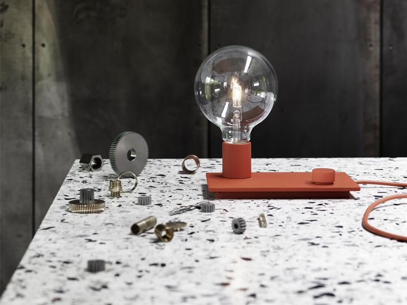 CONTROL TABLE LAMP